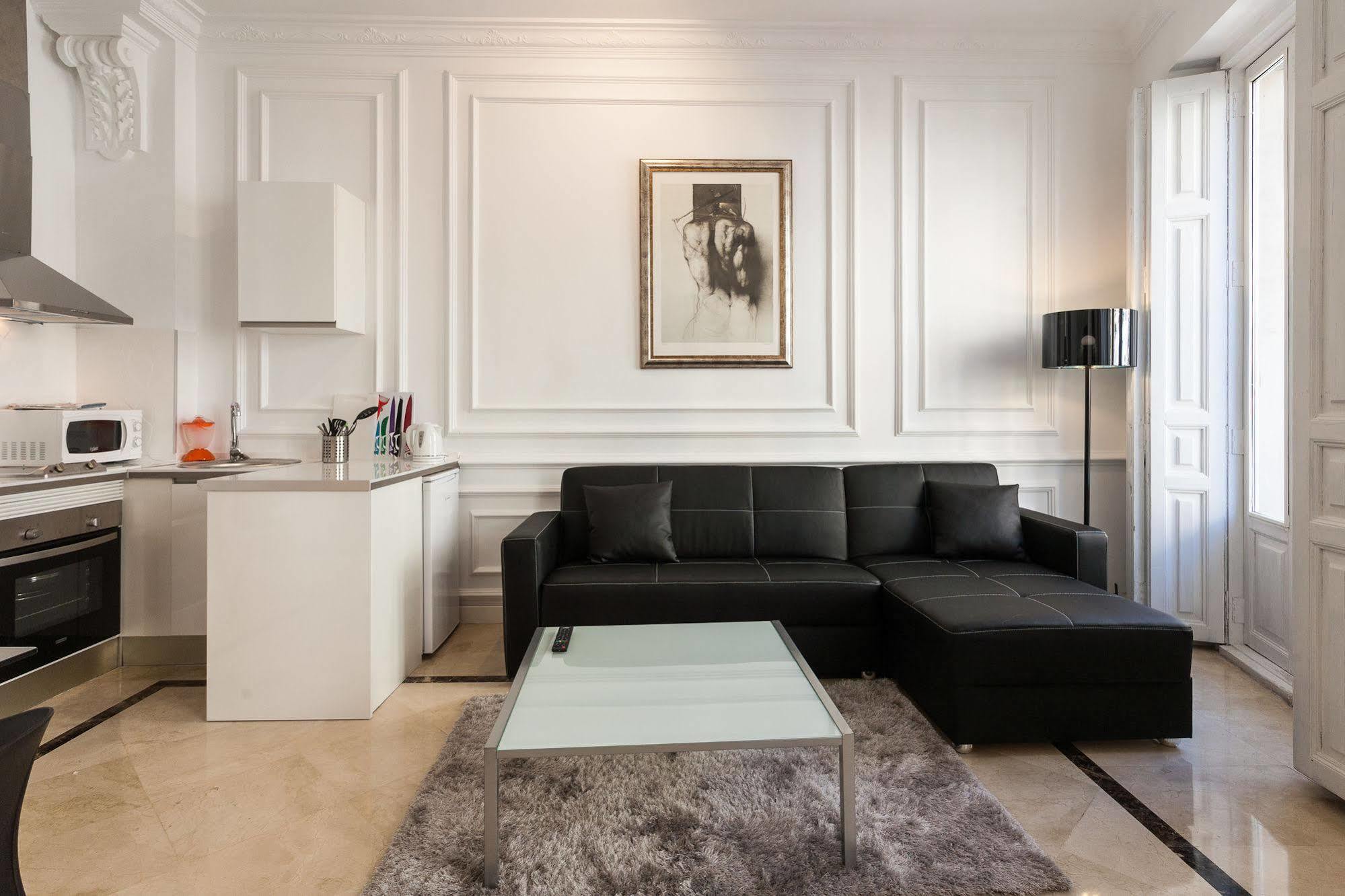 Baron Reina Apartment Valencia