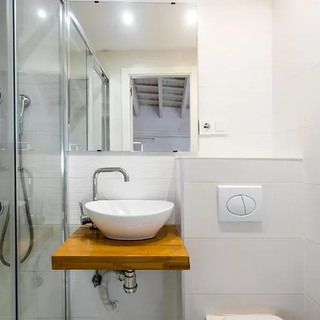Baron Suites Reina Valencia Exterior photo