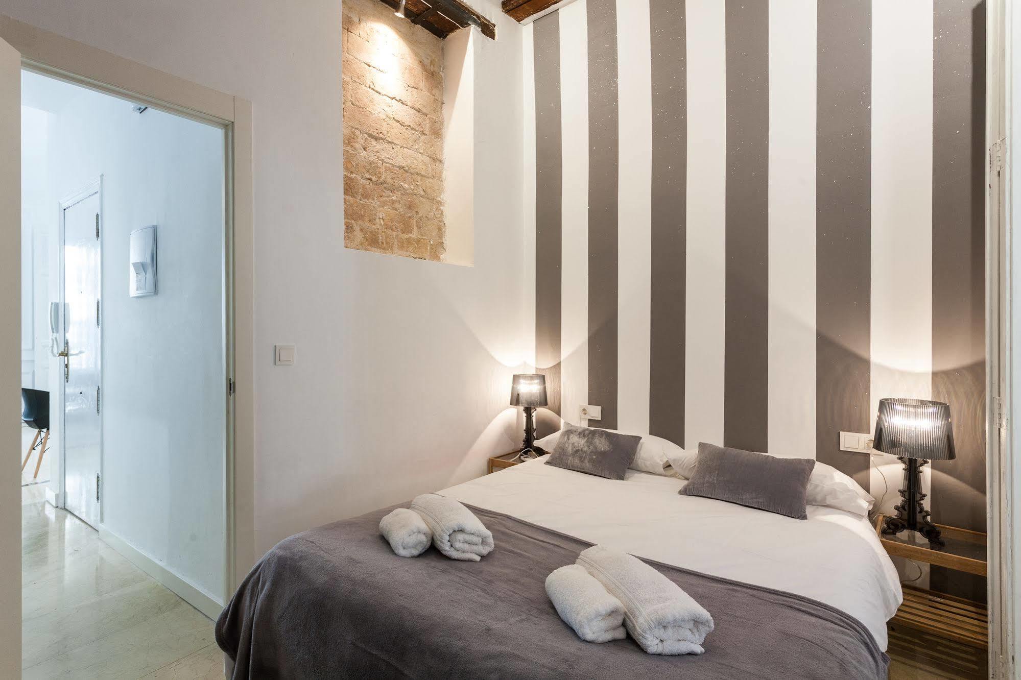 Apartment Baron Reina
